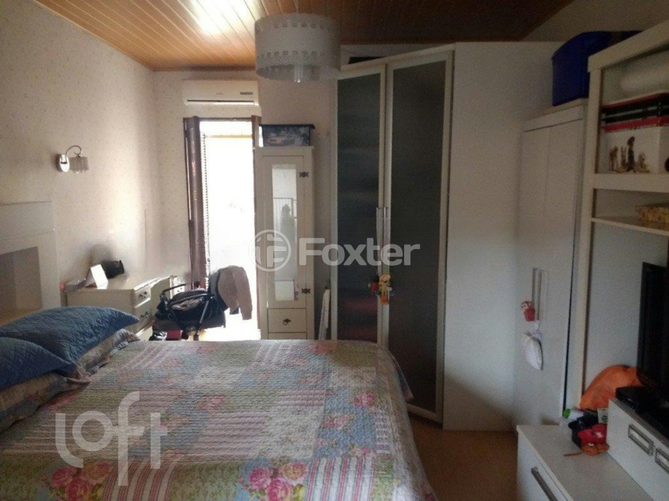 Casa à venda com 4 quartos, 220m² - Foto 9