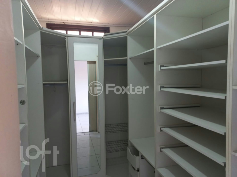 Casa à venda com 4 quartos, 250m² - Foto 11