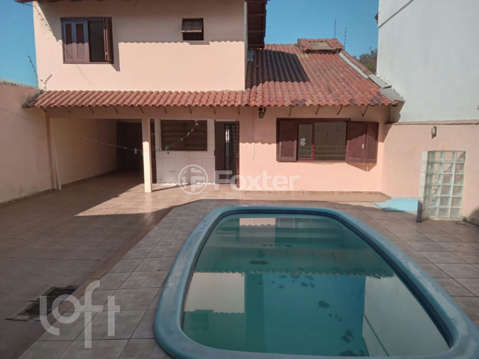 Casa à venda com 4 quartos, 250m² - Foto 3