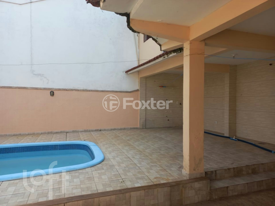 Casa à venda com 4 quartos, 250m² - Foto 6