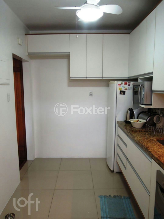Apartamento à venda com 3 quartos, 76m² - Foto 7