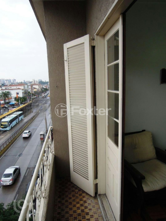 Apartamento à venda com 3 quartos, 76m² - Foto 6