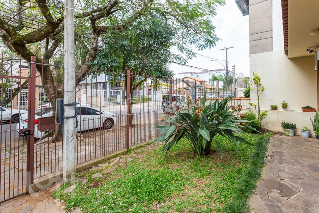 Casa à venda com 3 quartos, 160m² - Foto 30