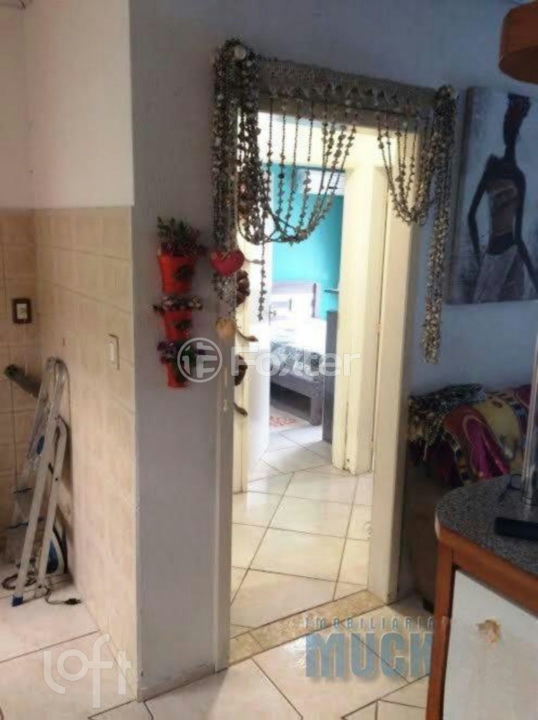 Casa à venda com 3 quartos, 120m² - Foto 1