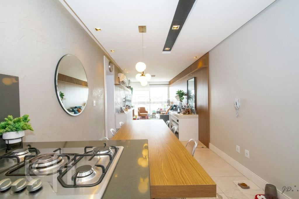 Apartamento à venda com 3 quartos, 84m² - Foto 1