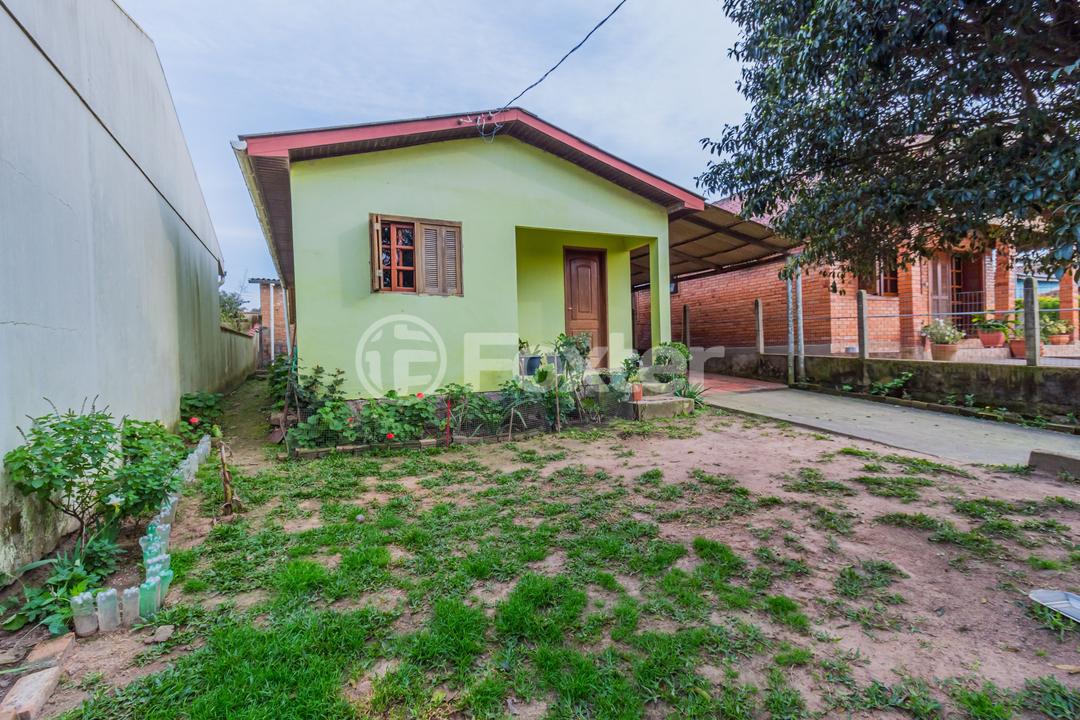 Casa à venda com 4 quartos, 70m² - Foto 2