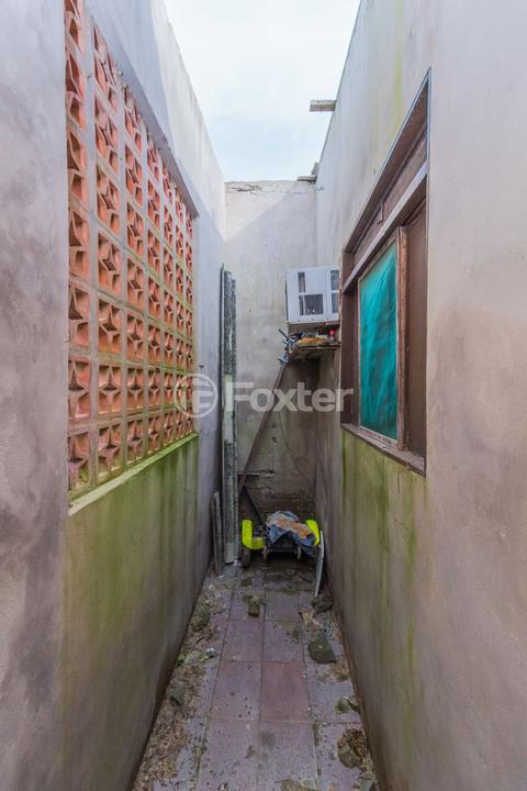 Casa à venda com 4 quartos, 70m² - Foto 24
