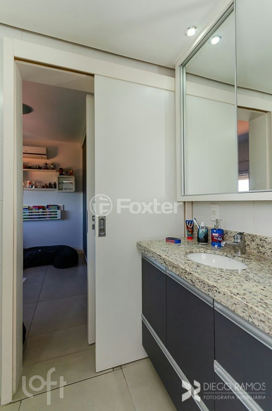 Apartamento à venda com 3 quartos, 106m² - Foto 15
