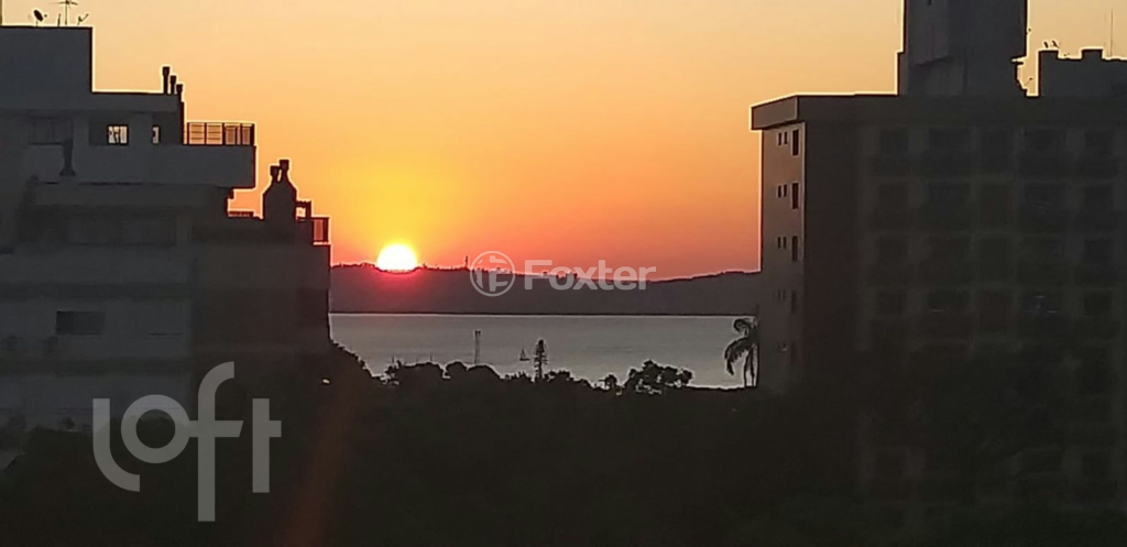 Apartamento à venda com 3 quartos, 106m² - Foto 4
