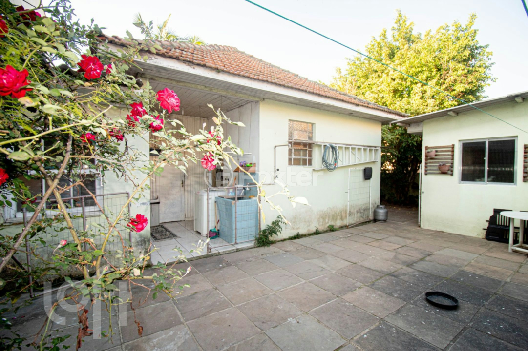 Casa à venda com 3 quartos, 200m² - Foto 24