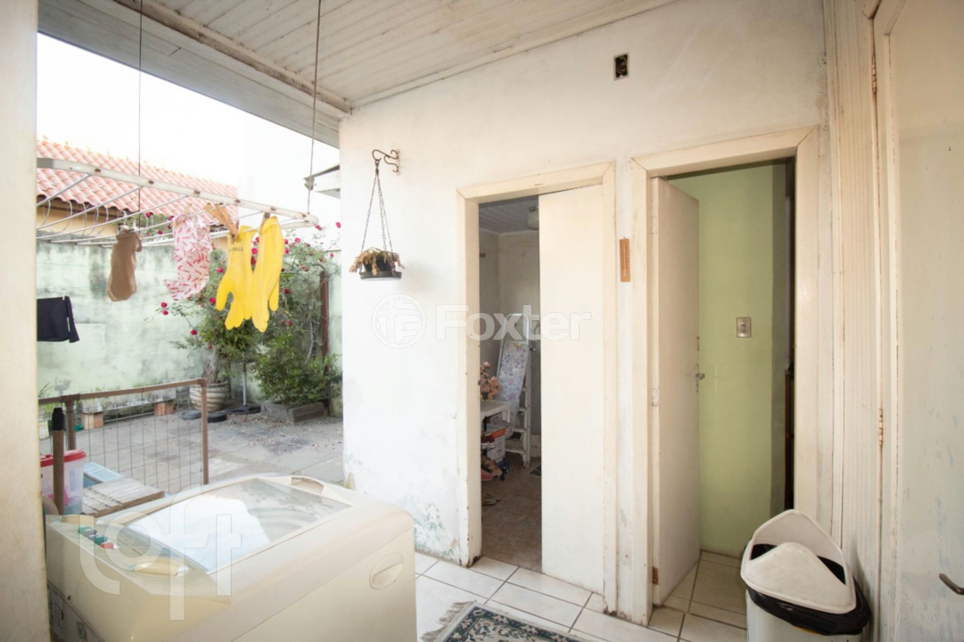 Casa à venda com 3 quartos, 200m² - Foto 22
