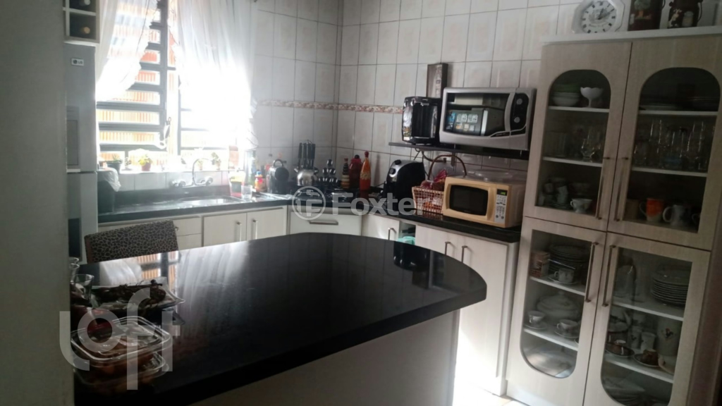 Casa à venda com 3 quartos, 191m² - Foto 4