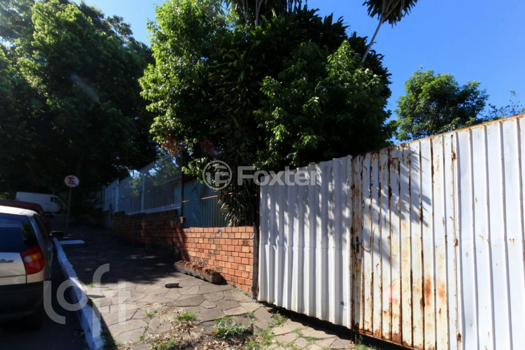 Casa à venda com 2 quartos, 627m² - Foto 11