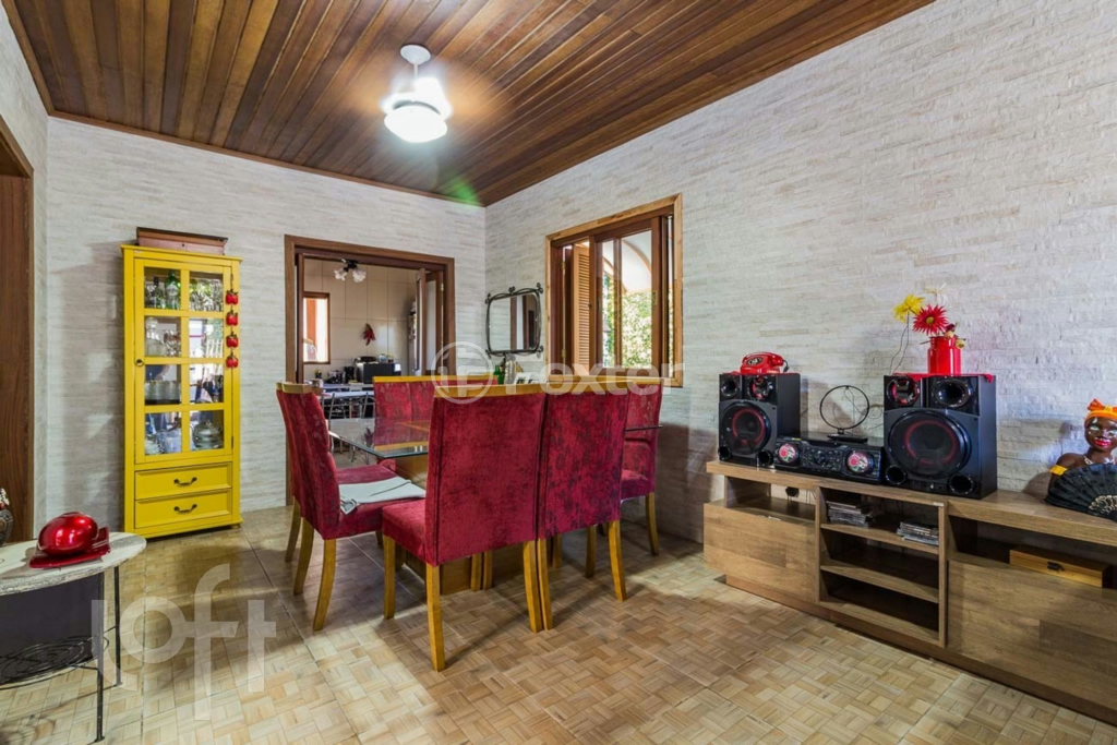 Casa à venda com 2 quartos, 120m² - Foto 3
