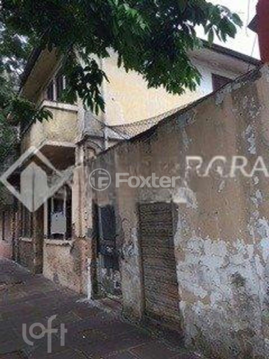 Casa à venda com 3 quartos, 300m² - Foto 4