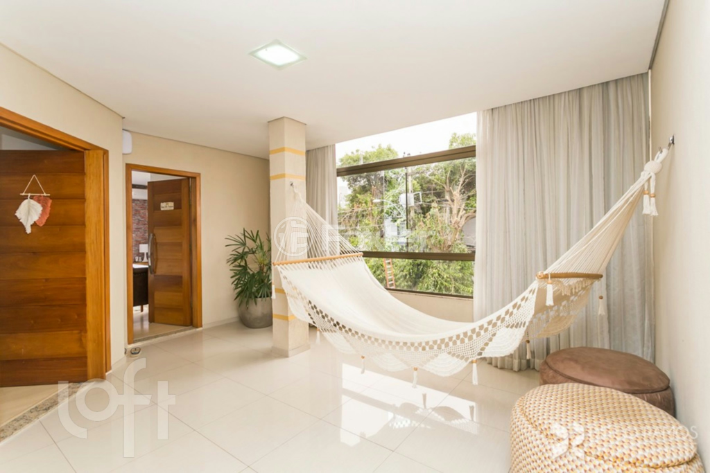 Casa à venda com 4 quartos, 350m² - Foto 47