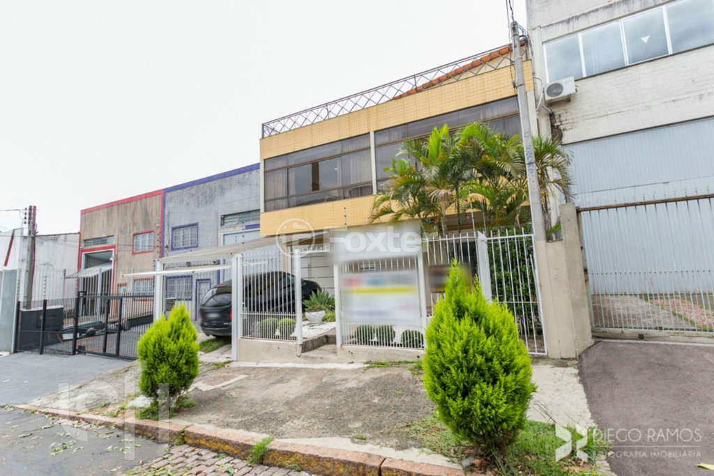 Casa à venda com 4 quartos, 350m² - Foto 46