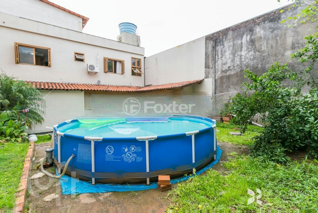 Casa à venda com 4 quartos, 350m² - Foto 42