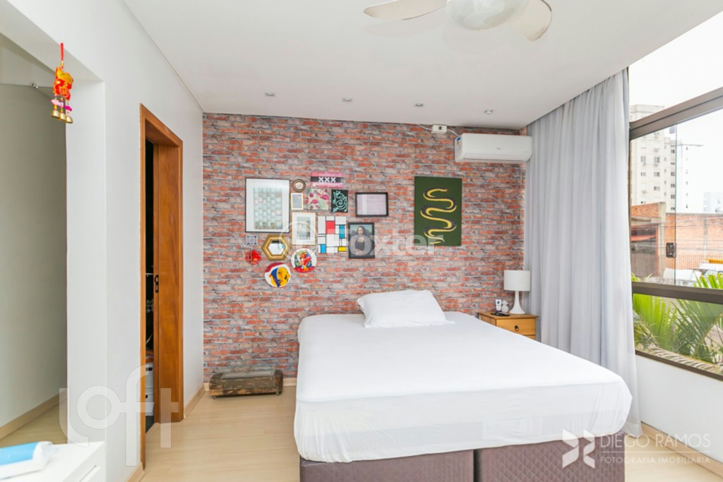 Casa à venda com 4 quartos, 350m² - Foto 11