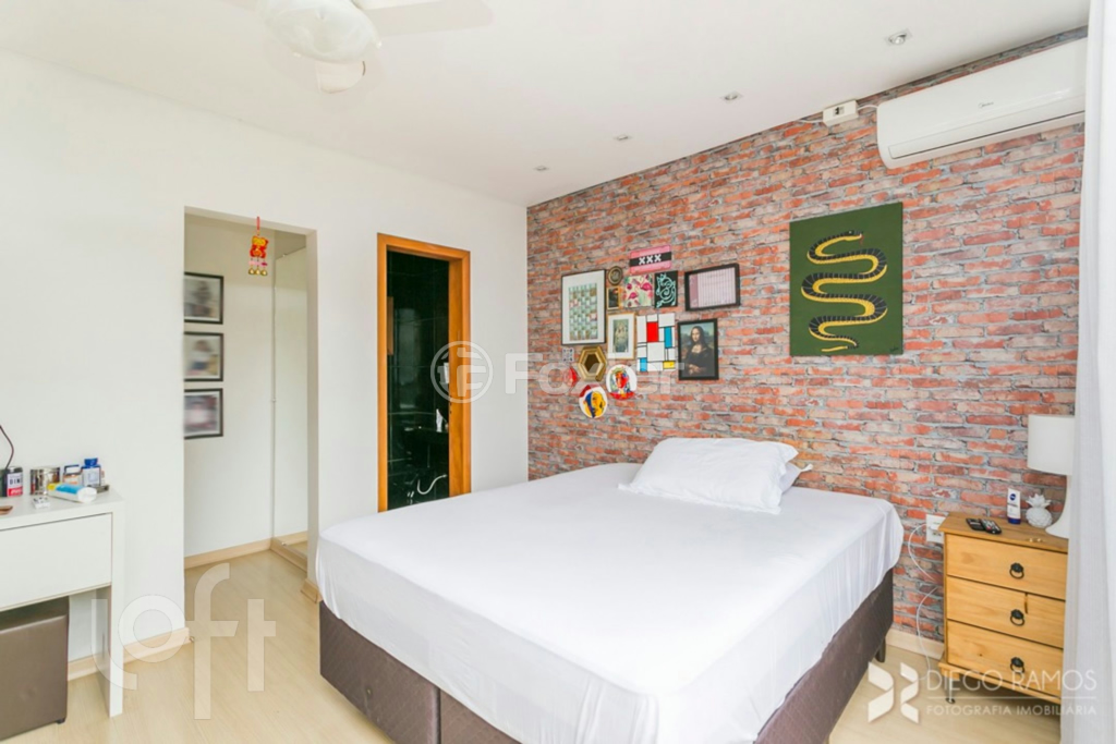 Casa à venda com 4 quartos, 350m² - Foto 14