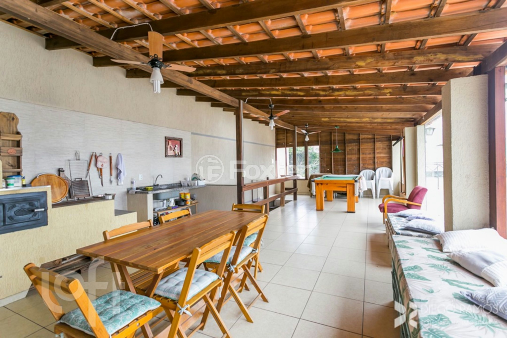 Casa à venda com 4 quartos, 350m² - Foto 28