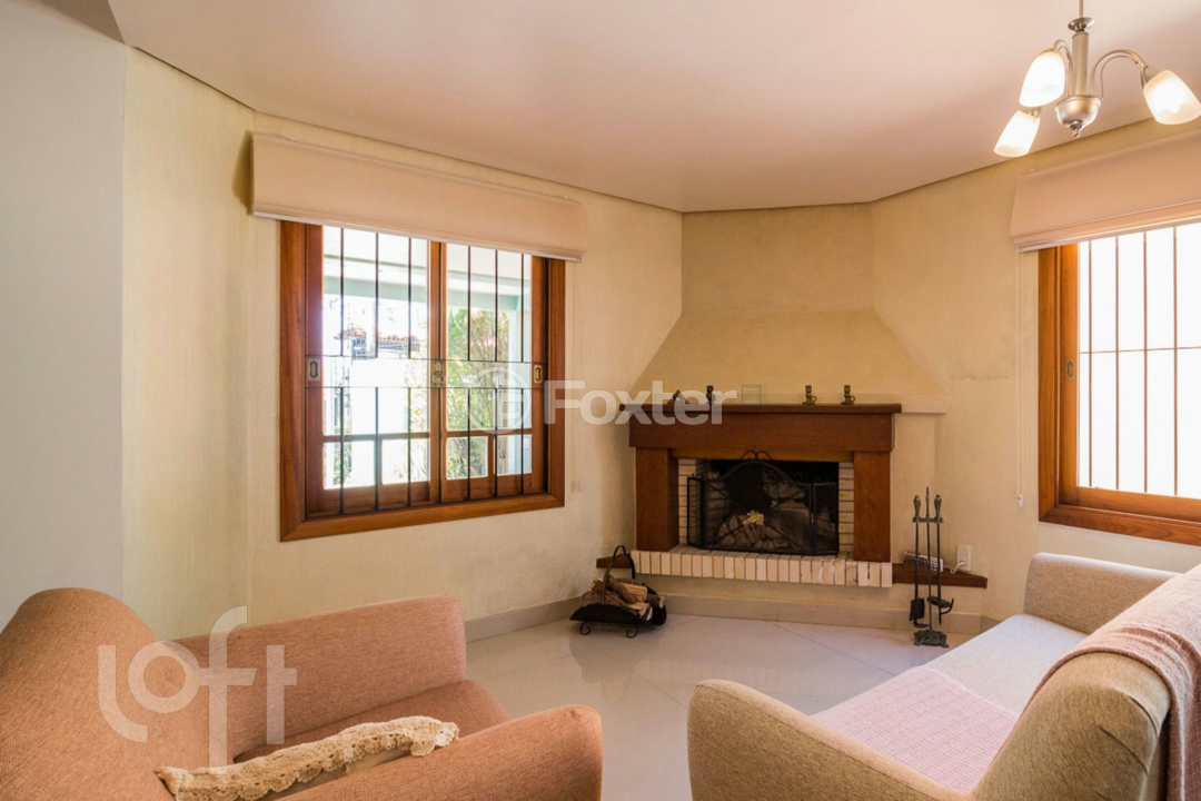 Casa à venda com 3 quartos, 215m² - Foto 2