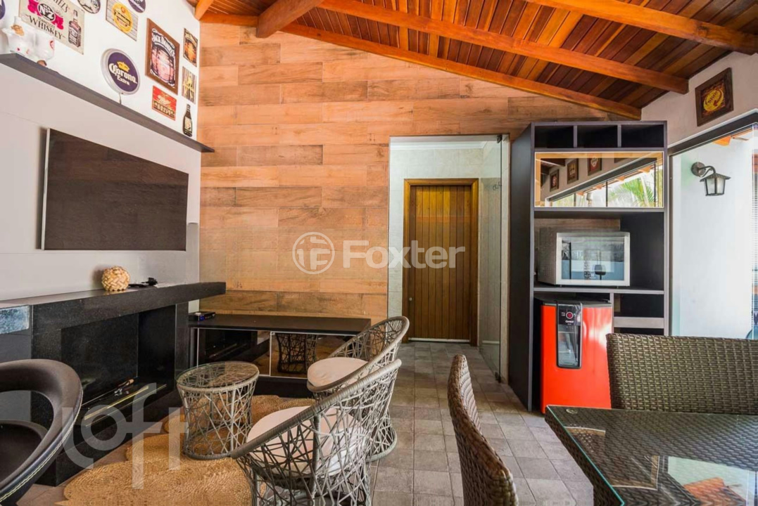 Casa à venda com 3 quartos, 215m² - Foto 11