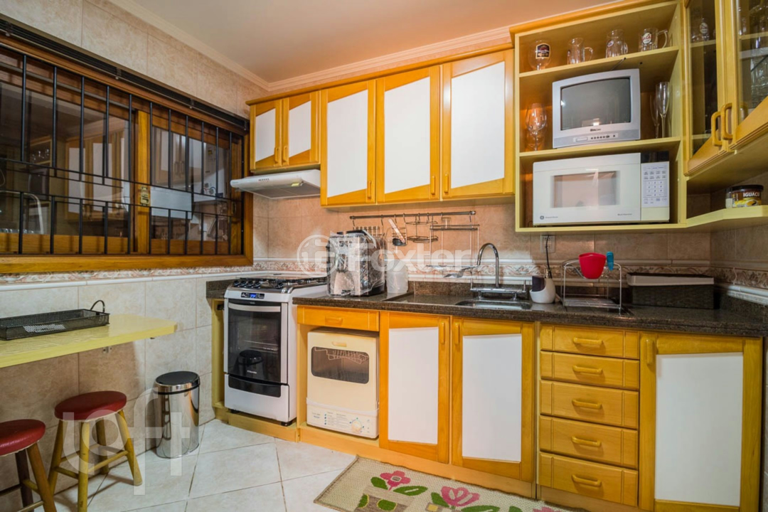 Casa à venda com 3 quartos, 215m² - Foto 6