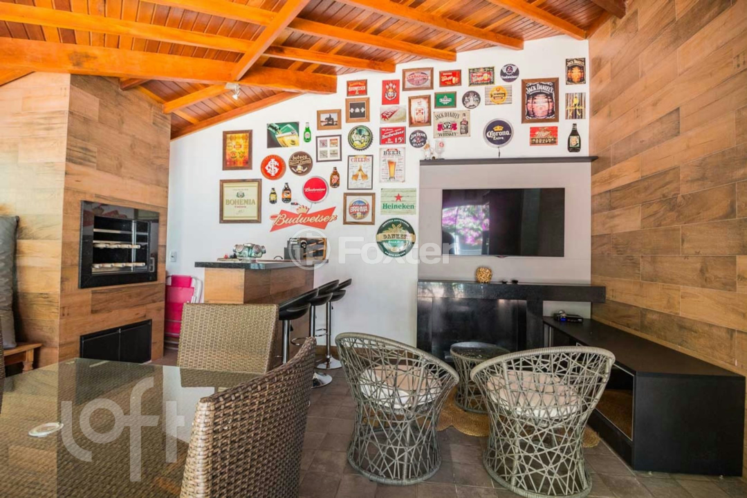 Casa à venda com 3 quartos, 215m² - Foto 9