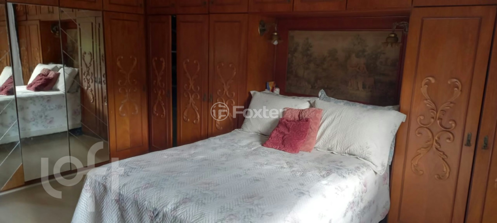 Casa à venda com 3 quartos, 144m² - Foto 11
