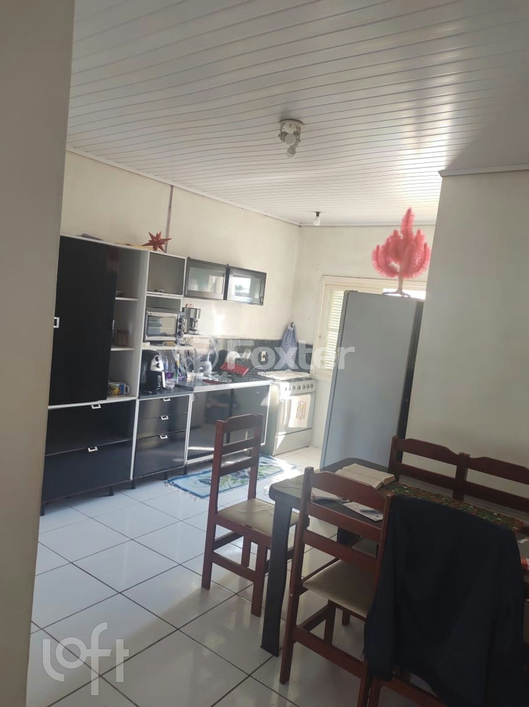 Casa à venda com 2 quartos, 90m² - Foto 3