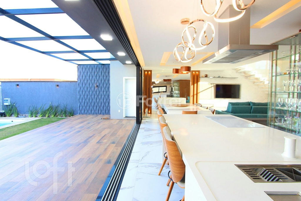 Casa à venda com 4 quartos, 250m² - Foto 12