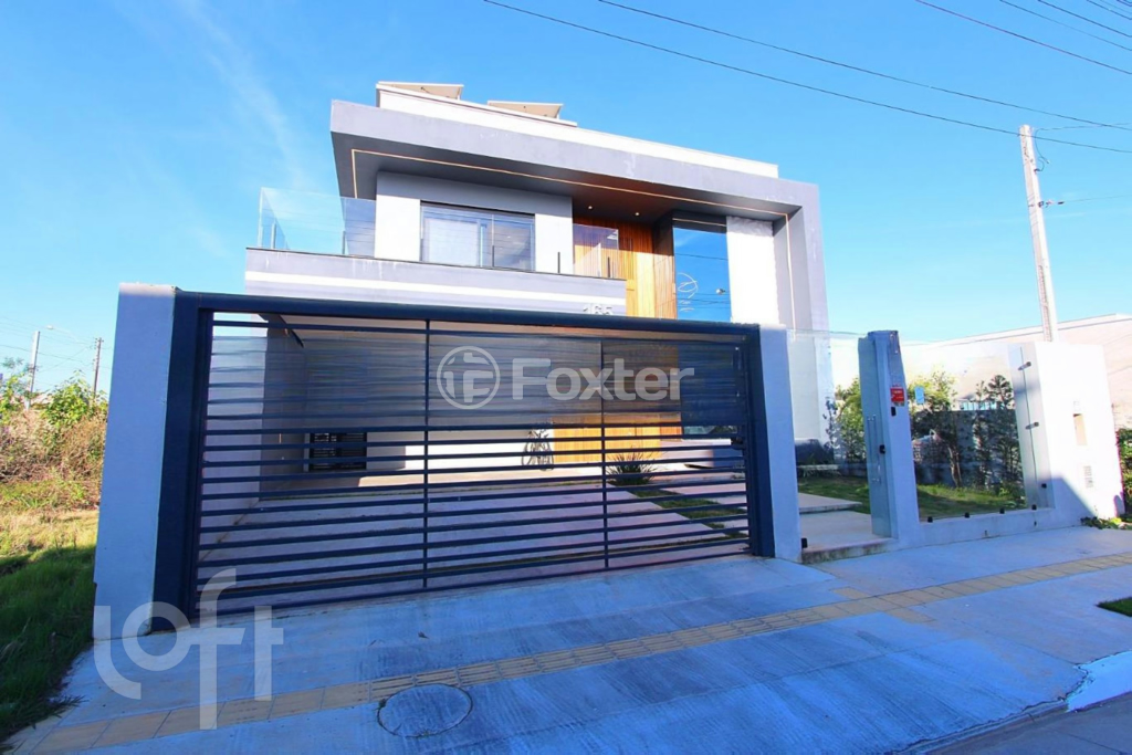 Casa à venda com 4 quartos, 250m² - Foto 1