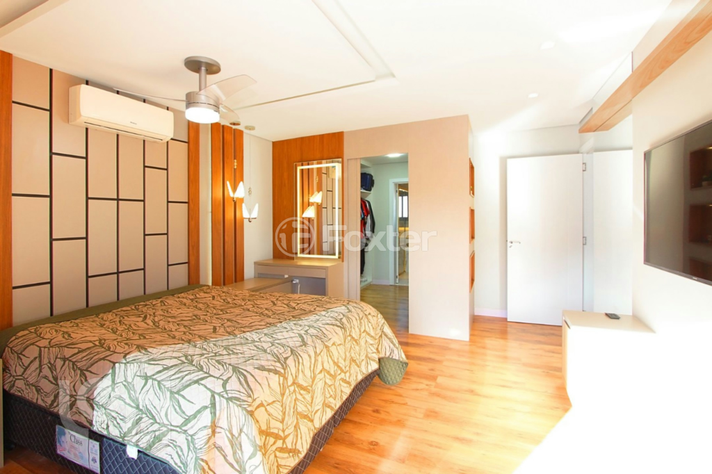 Casa à venda com 4 quartos, 250m² - Foto 27
