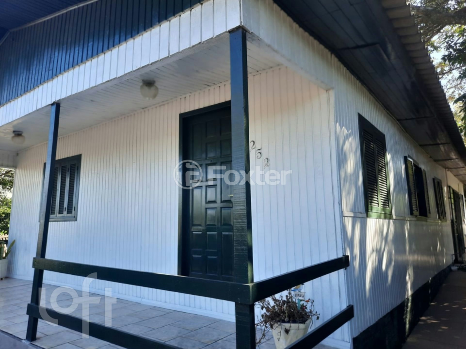Casa à venda com 3 quartos, 160m² - Foto 1