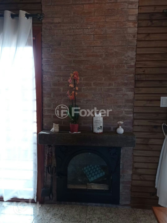 Casa à venda com 2 quartos, 95m² - Foto 2