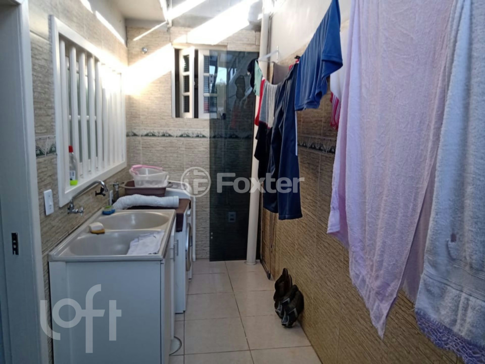 Casa à venda com 3 quartos, 108m² - Foto 11