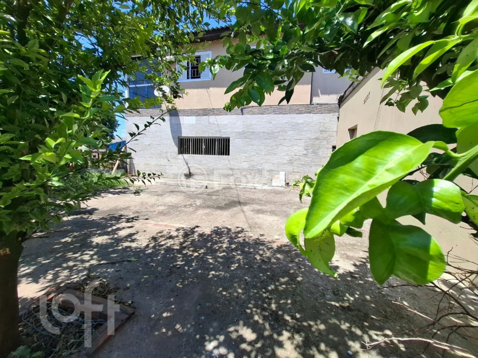 Casa à venda com 3 quartos, 292m² - Foto 3