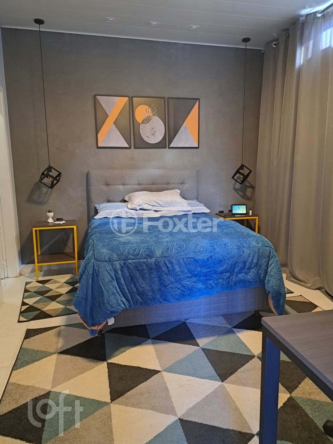 Casa à venda com 3 quartos, 300m² - Foto 1
