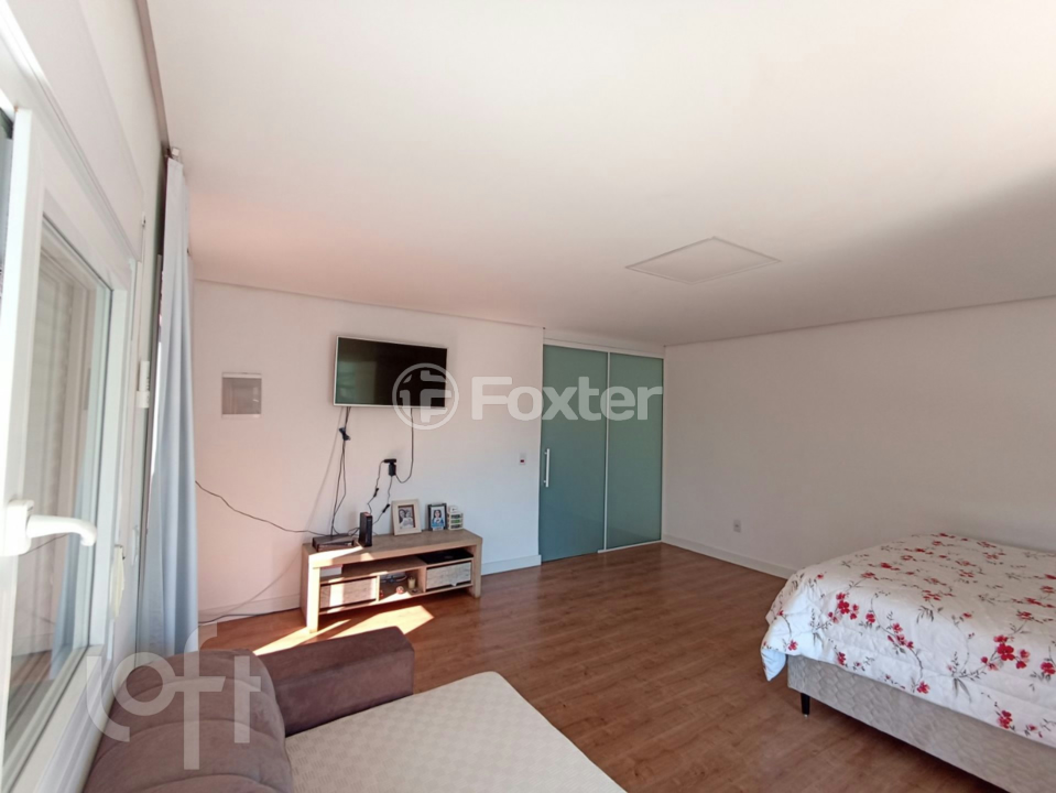 Casa à venda com 2 quartos, 170m² - Foto 2