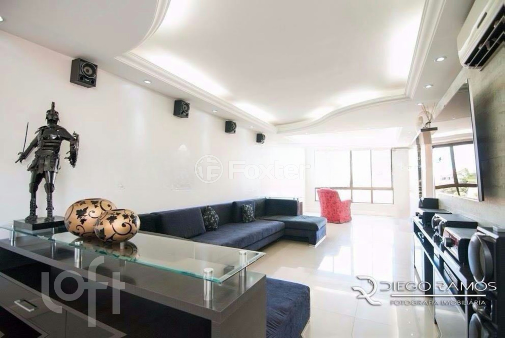 Apartamento à venda com 3 quartos, 131m² - Foto 3