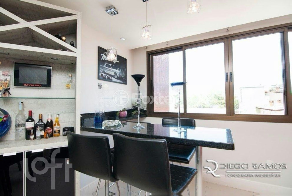 Apartamento à venda com 3 quartos, 131m² - Foto 4