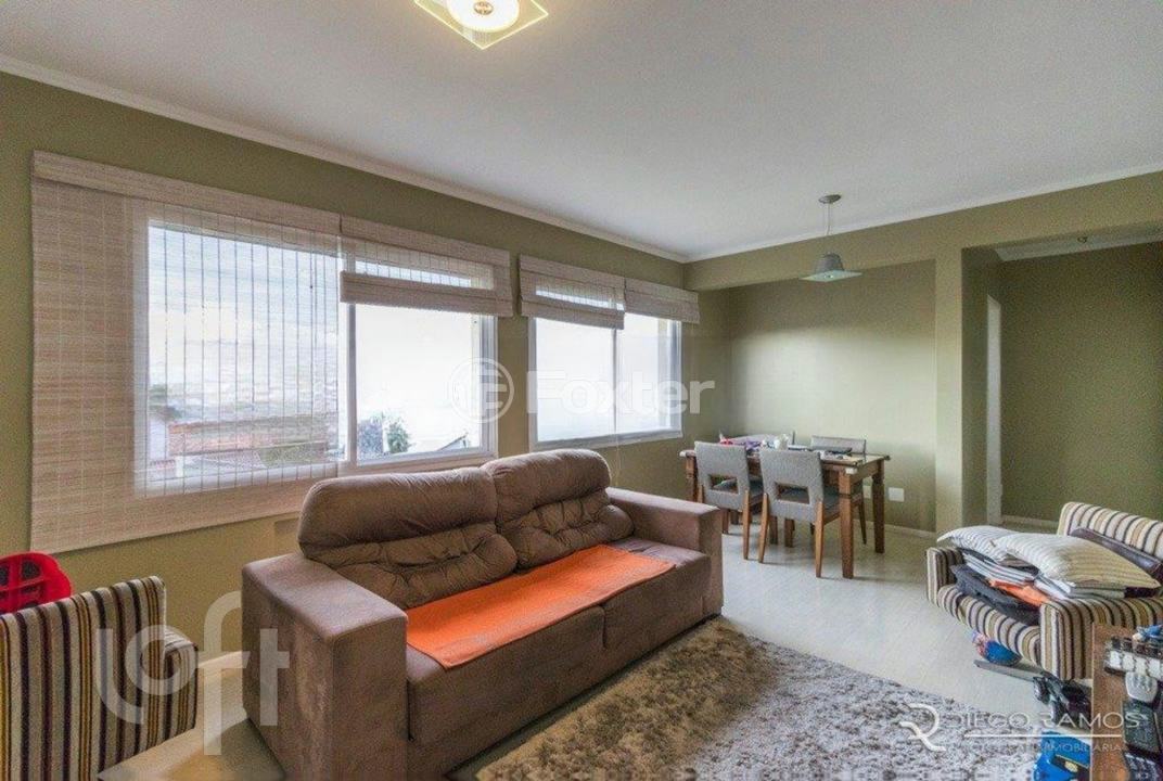 Apartamento à venda com 2 quartos, 85m² - Foto 2