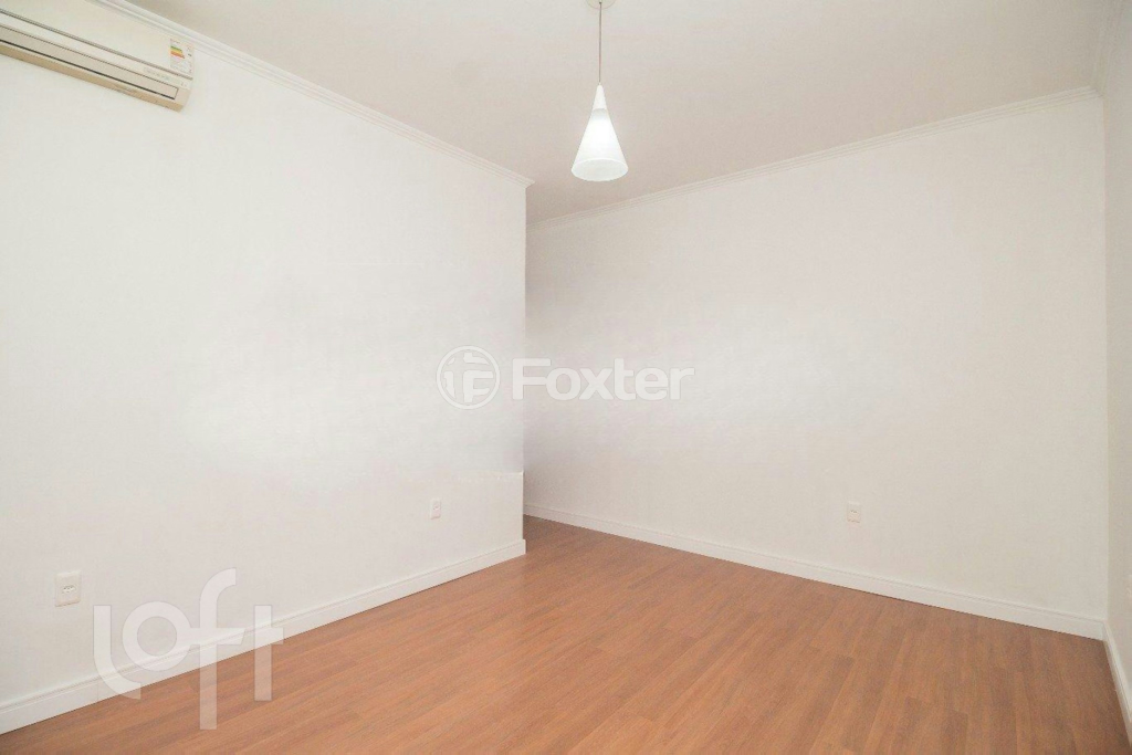 Apartamento à venda com 2 quartos, 62m² - Foto 11