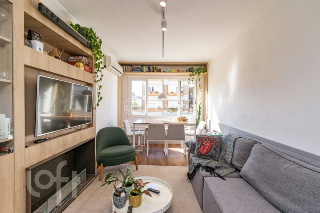 Apartamento à venda com 2 quartos, 69m² - Foto 2