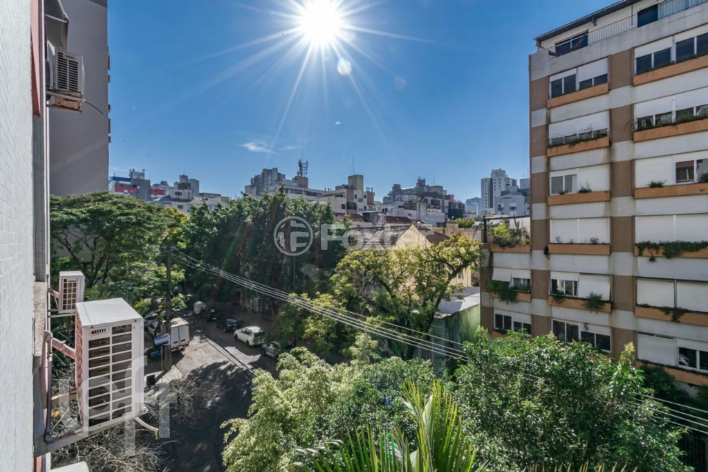 Apartamento à venda com 2 quartos, 69m² - Foto 4