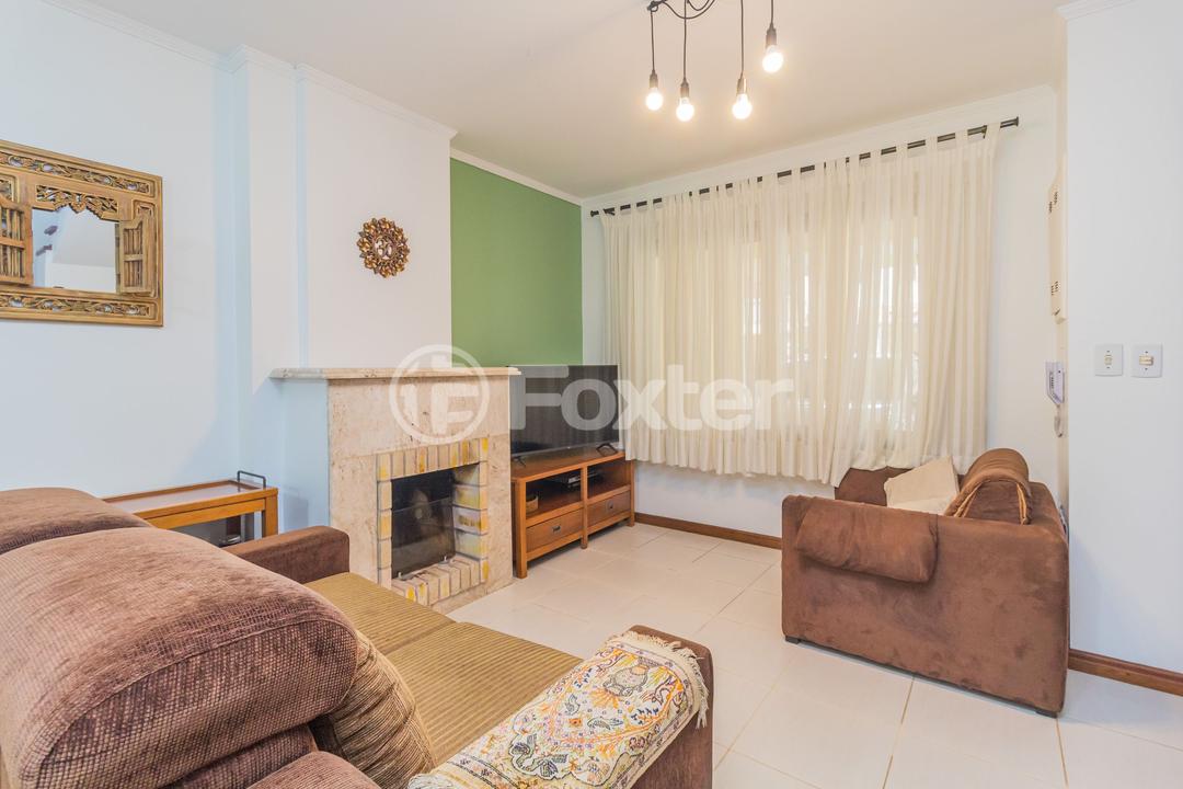 Casa de Condomínio à venda com 3 quartos, 192m² - Foto 2