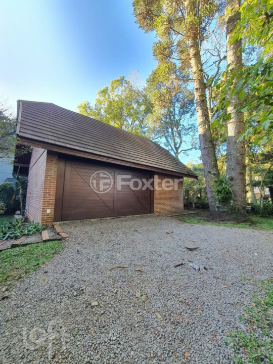 Casa à venda com 3 quartos, 338m² - Foto 21