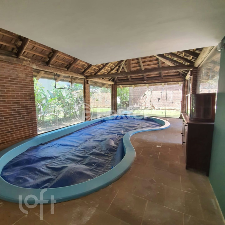 Casa à venda com 3 quartos, 338m² - Foto 22