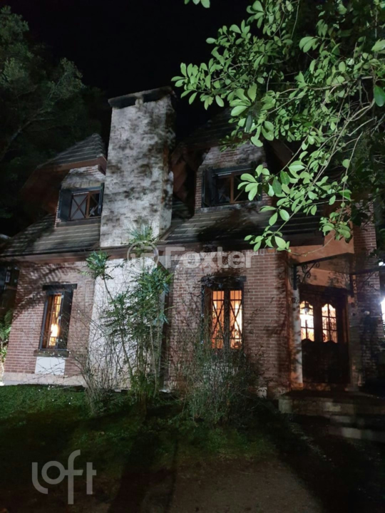 Casa à venda com 3 quartos, 338m² - Foto 15